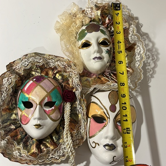 3 90s ceramic wall masks - Picture 8 of 16